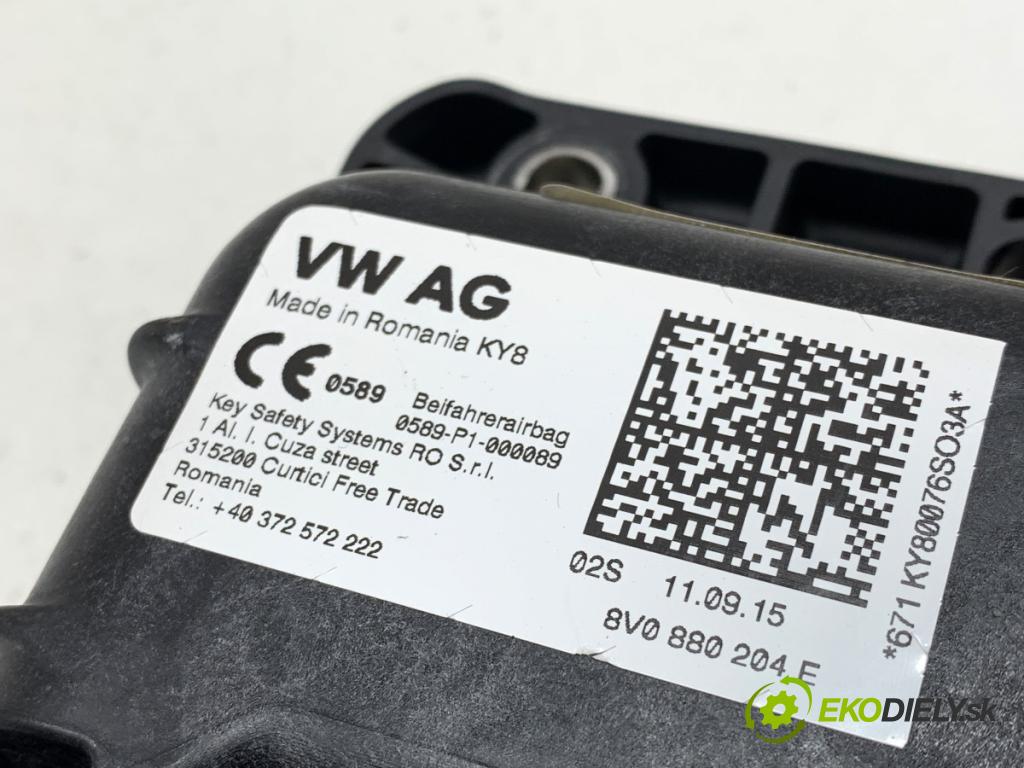 SKODA OCTAVIA III liftback 2015 81 kW 1.6 TDI 1598 AirBag spolujazdca 8V0880204E (Airbag)