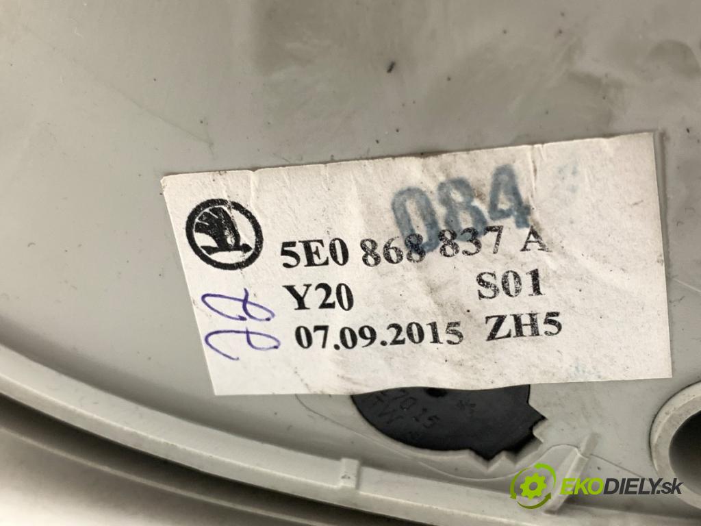 SKODA OCTAVIA III liftback 2015 81 kW 1.6 TDI 1598 přihrádka kastlík na skla 5E0868837A