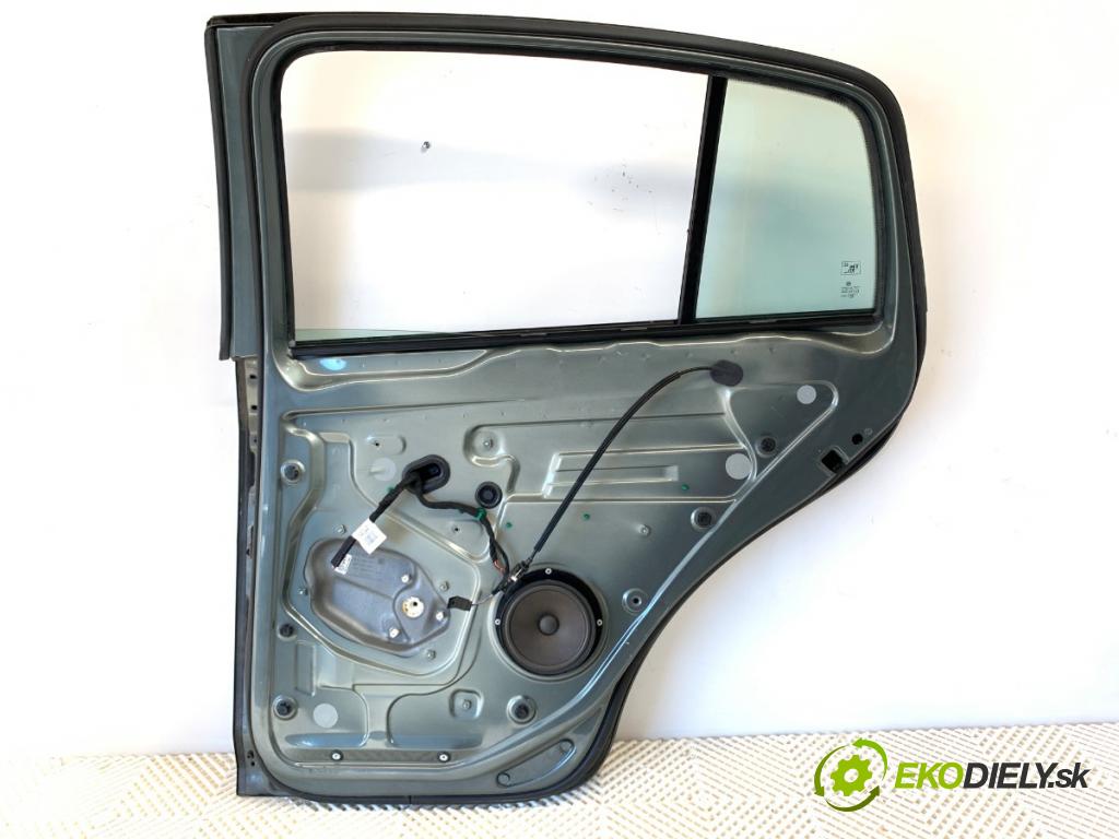 VW GOLF PLUS V liftback 2006 77 kW 1.9 TDI 1896 dveře pravý zadní část