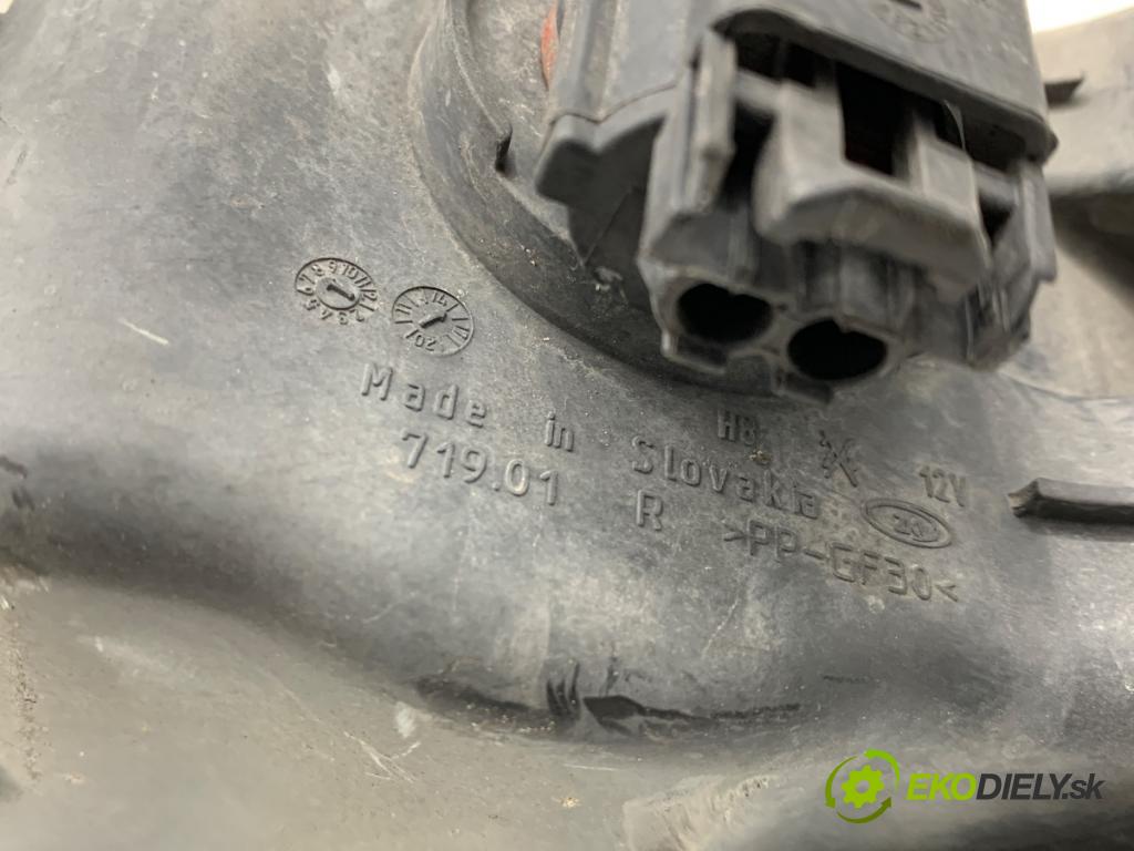 SKODA OCTAVIA III liftback 2015 81 kW 1.6 TDI 1598 Hmlové svetlo, hmlovka pravy predný 5E0941700D