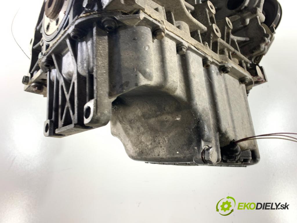VW GOLF V liftback 2004 66 kW 1.4 FSI 1390 motor BKG (Motor)