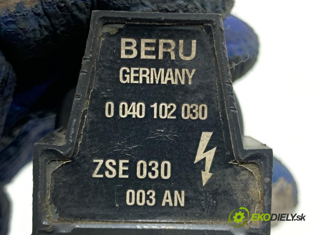 VW GOLF V liftback 2004 66 kW 1.4 FSI 1390 Cievka zapaľovacia 040102030 (Zapaľovacia cievka)