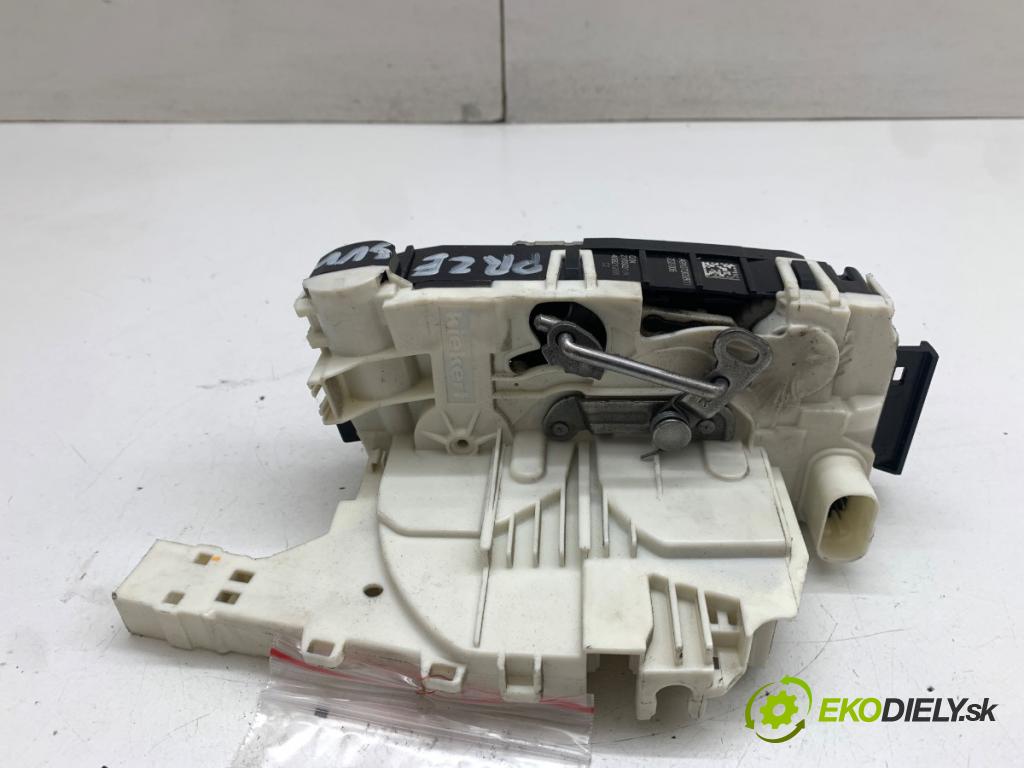 MERCEDES-BENZ eSPRINTER Skrzynia Skrzynia 2021 85 kW Electric (910.633)  zámok Dvere posúvne pravy A9107303800