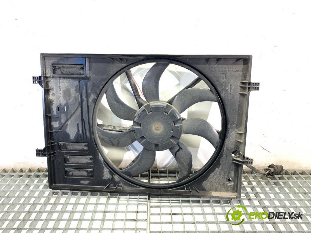 SKODA OCTAVIA III liftback 2015 81 kW 1.6 TDI 1598 Ventilátor chladiča 5Q0121205AL (Ventilátor)
