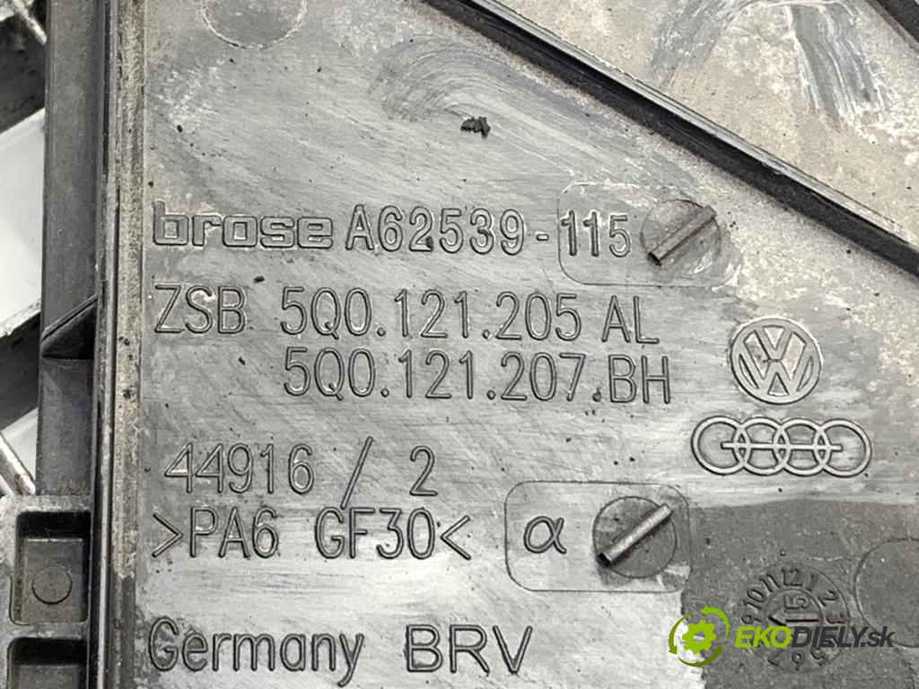 SKODA OCTAVIA III liftback 2015 81 kW 1.6 TDI 1598 Ventilátor chladiča 5Q0121205AL (Ventilátor)
