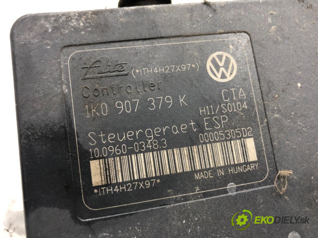 VW GOLF V liftback 2004 66 kW 1.4 FSI 1390 pumpa ABS 1K0907379K (Pumpa ABS)