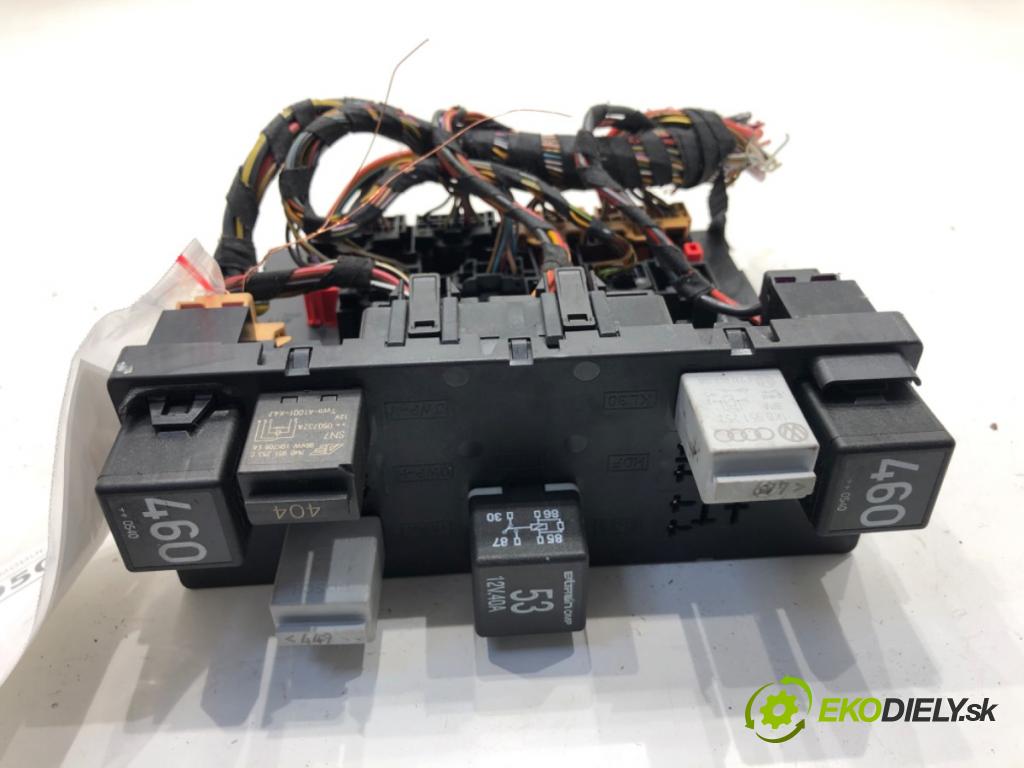 VW JETTA III sedan 2006 75 kW 1.6 1595 Modul BORDNETZ 3C0937049D (Riadiaca jednotka ostatné)