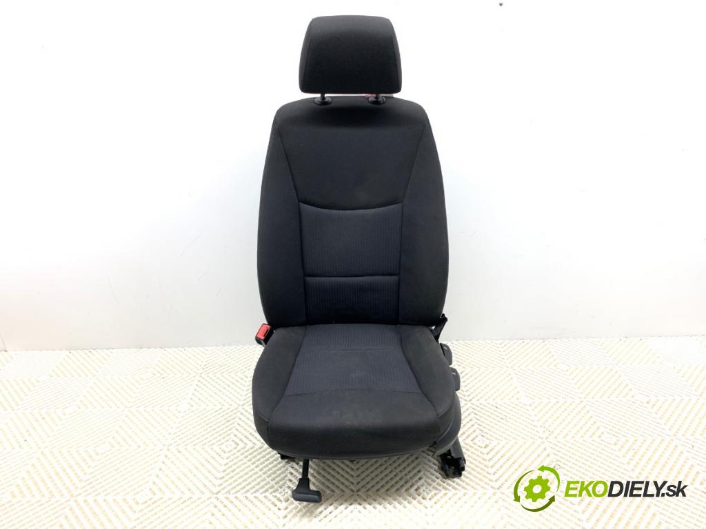 BMW E91 Kombi 2010 135 kW 320 d 1995 Sedadlo ľavy predný 