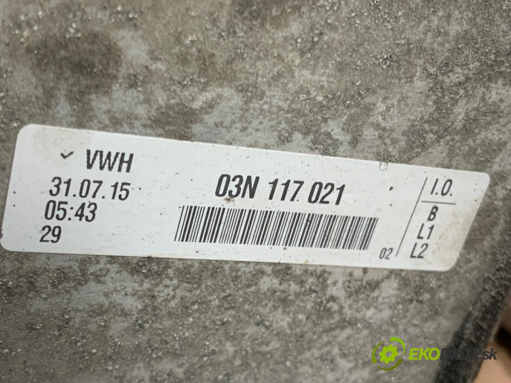 SKODA OCTAVIA III liftback 2015 81 kW 1.6 TDI 1598 obal filtra oleje 03N115433 (Kryt olejového filtru)