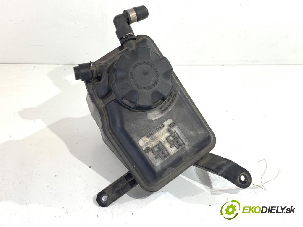 BMW E60 sedan 2006 160 kW 525 i 2996 nádržka vyrovnávací kapaliny chadicího 7521189