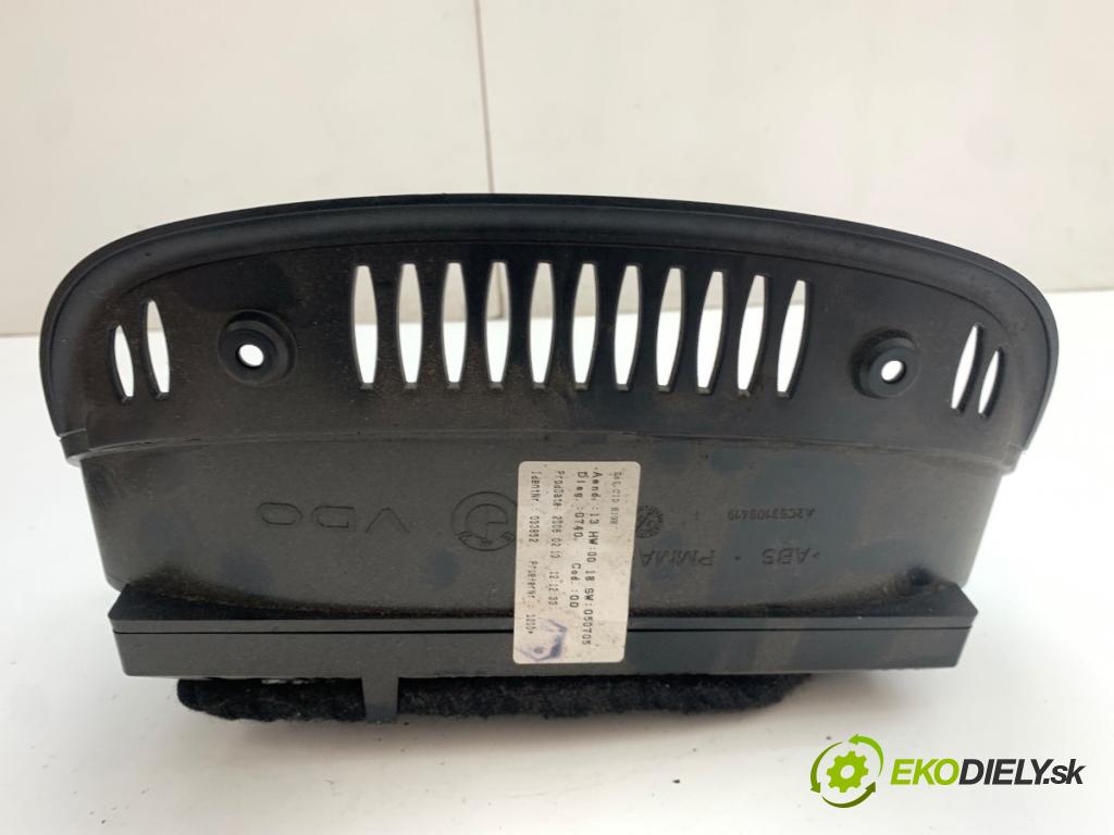 BMW E60 sedan 2006 160 kW 525 i 2996 Dislpej 6970343 (Prístrojová doska)