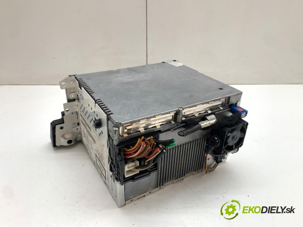 BMW E60 sedan 2006 160 kW 525 i 2996 RADIO Navigácia 6987689 (Audio zariadenie)