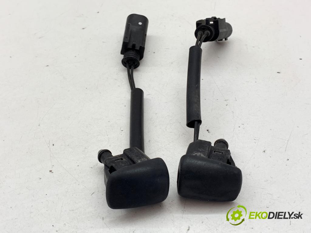 BMW E60 sedan 2006 160 kW 525 i 2996 ostrekovač ostrekovačov 7132969