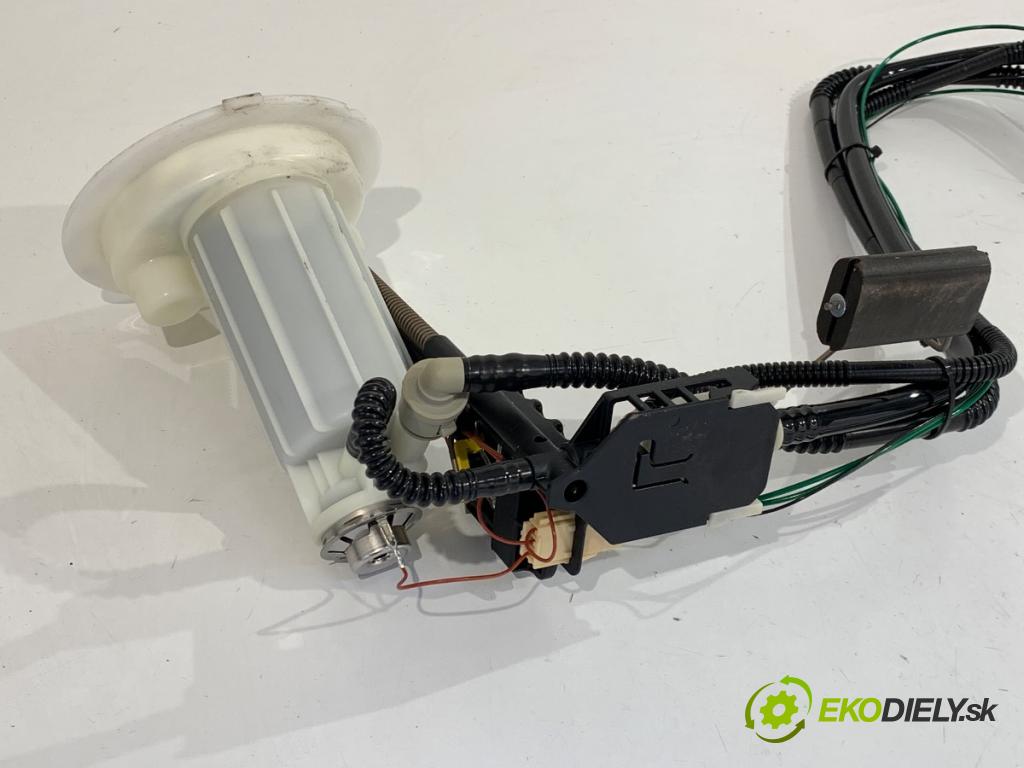 BMW E60 sedan 2006 160 kW 525 i 2996 pumpa paliva 0580314106