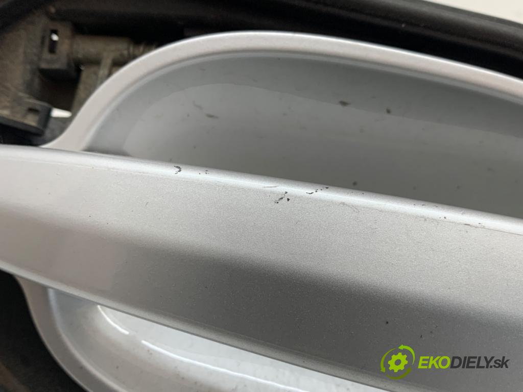 BMW E60 sedan 2006 160 kW 525 i 2996 Kľučka vonkajšia ľavy zad 7034543