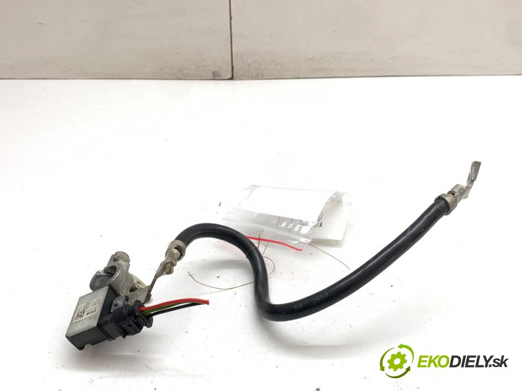 BMW E60 sedan 2006 160 kW 525 i 2996 svorka MINUS 7603567