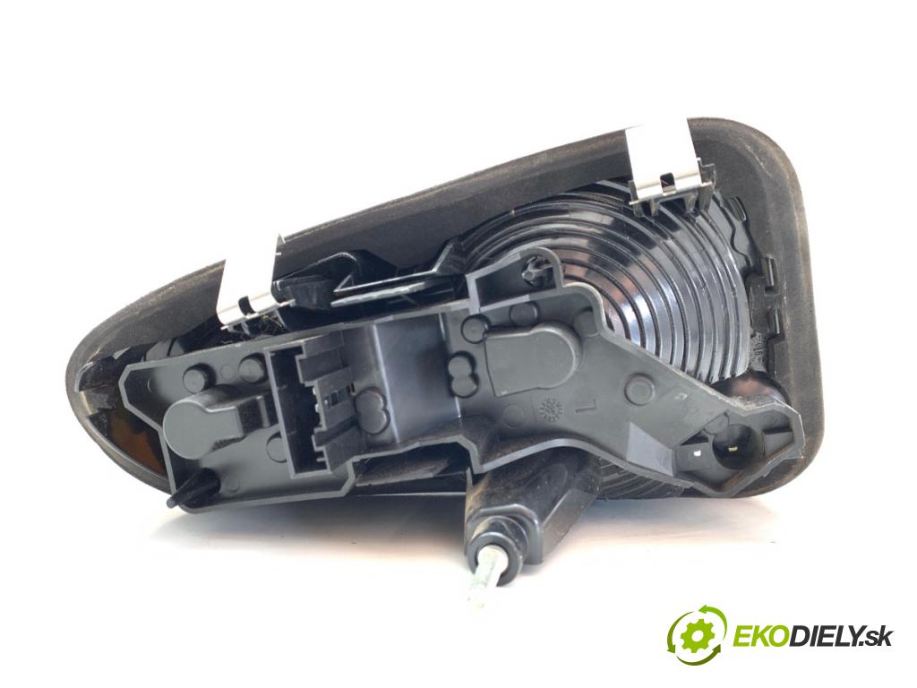 MINI R50 R53 liftback 2005 66 kW One 1598 Svetlo ľavy zad 7166955