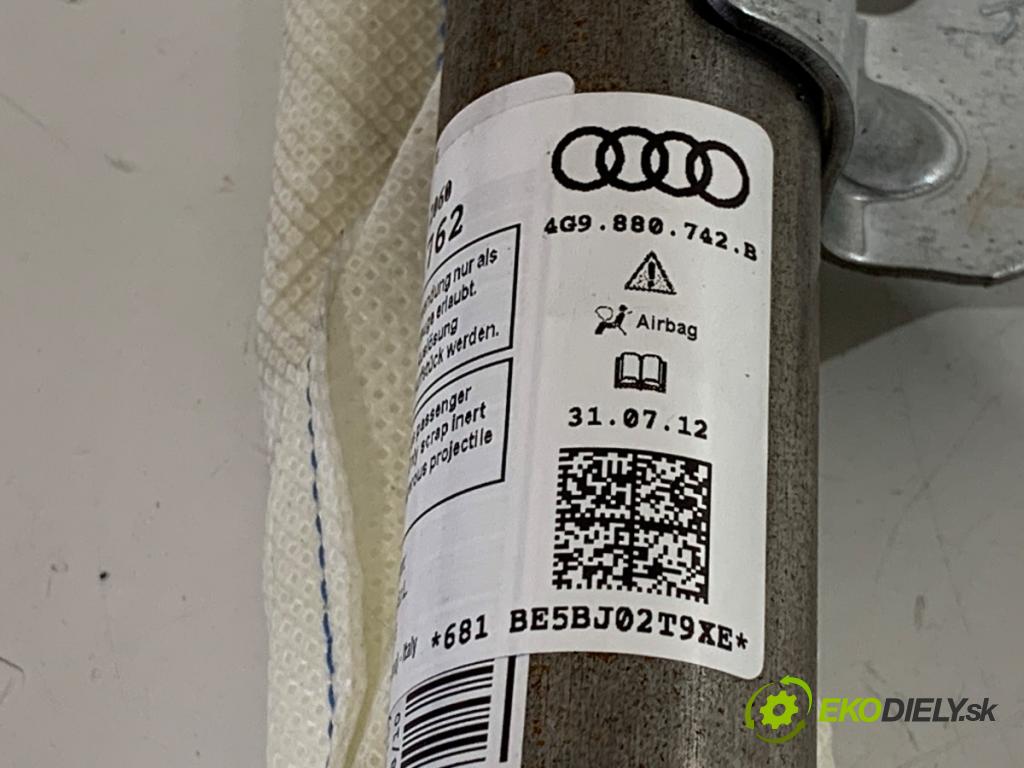AUDI A6 C7 Kombi 2012 130 kW 2.0 TDI 1968 stropní pravý 4G9880742B