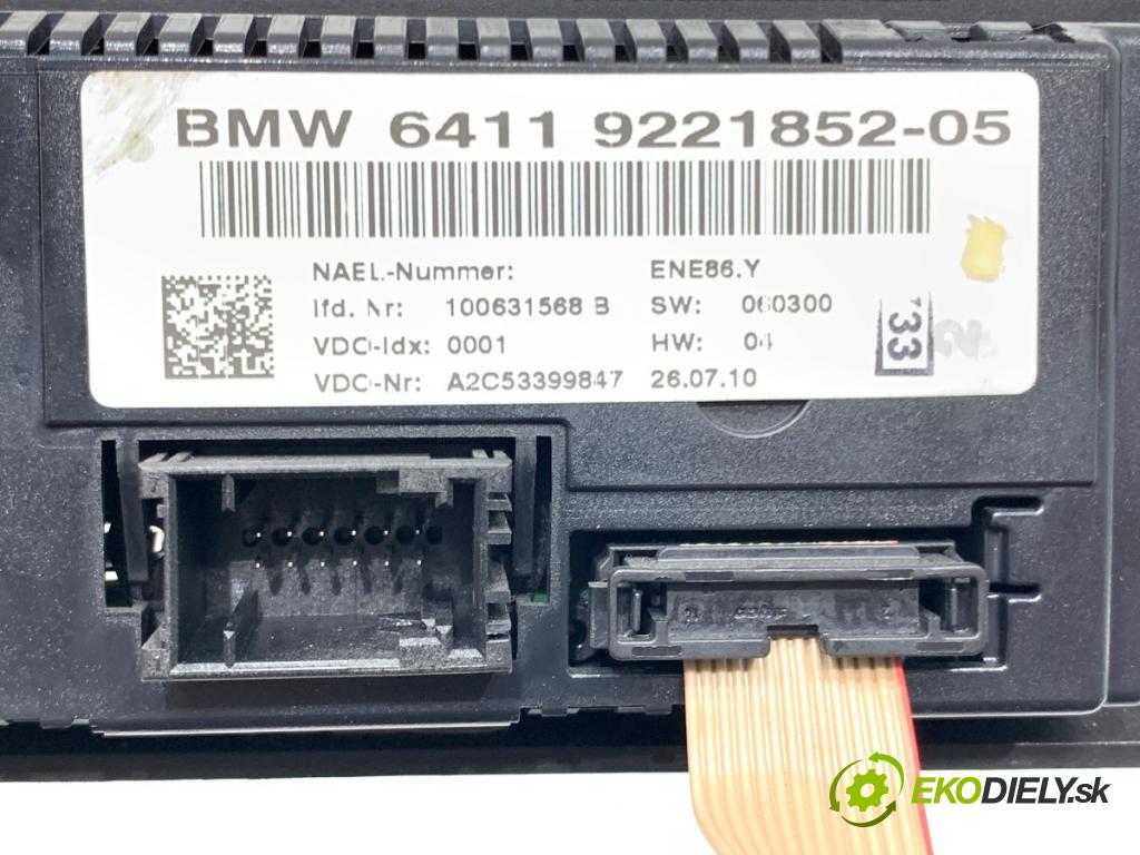 BMW E91 Kombi 2010 135 kW 320 d 1995 Panel ovládaní topení 9221852 (Páčky pod volantem)