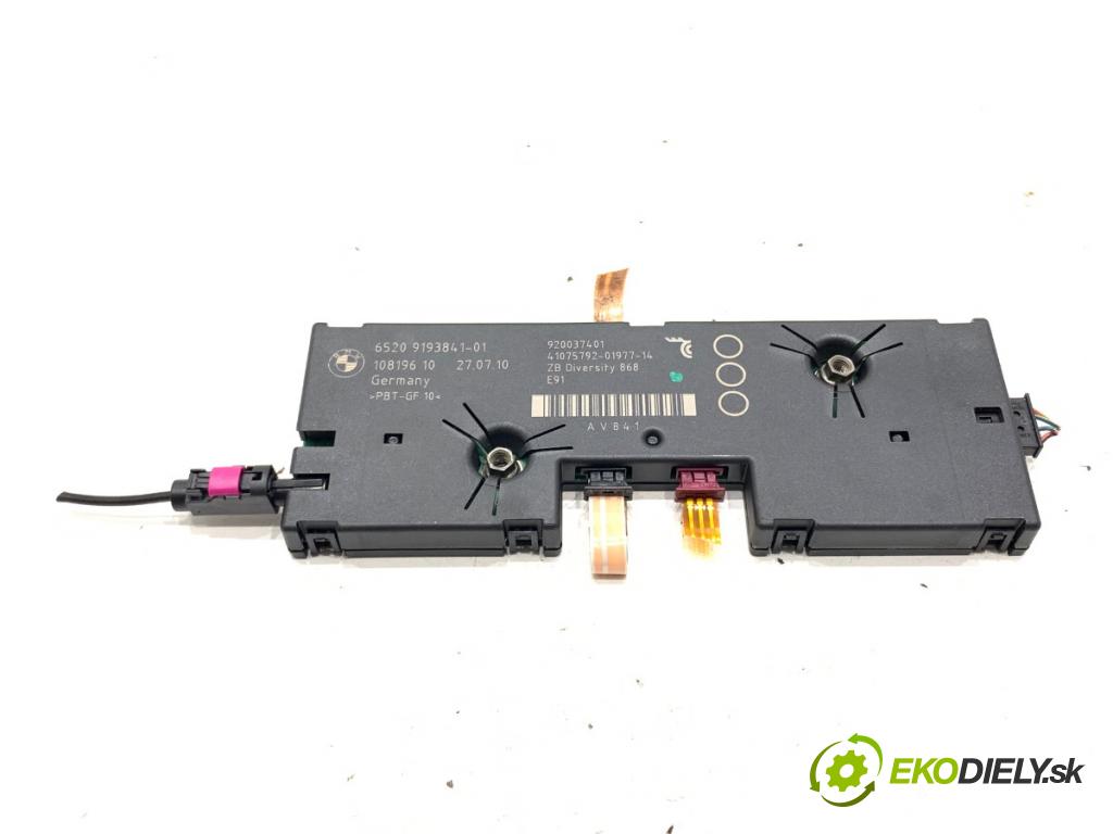 BMW E91 Kombi 2010 135 kW 320 d 1995 modul zesilovač 9193841