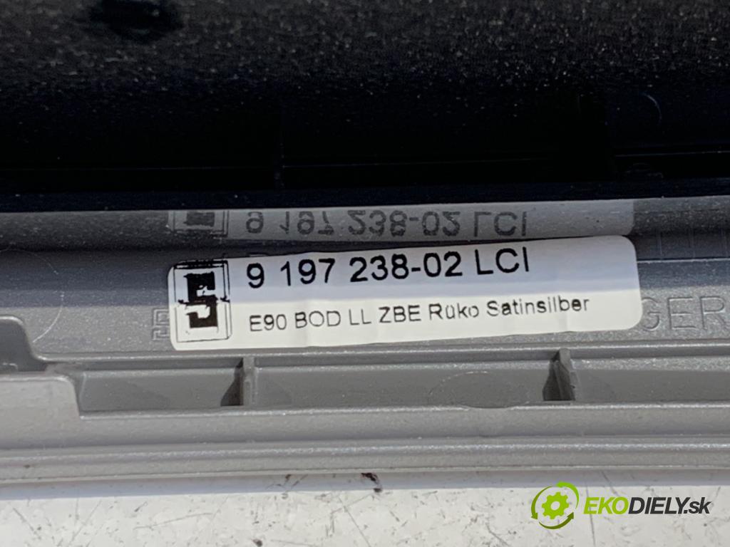 BMW E91 Kombi 2010 135 kW 320 d 1995 lišty kryt 9201023 (Lišta)