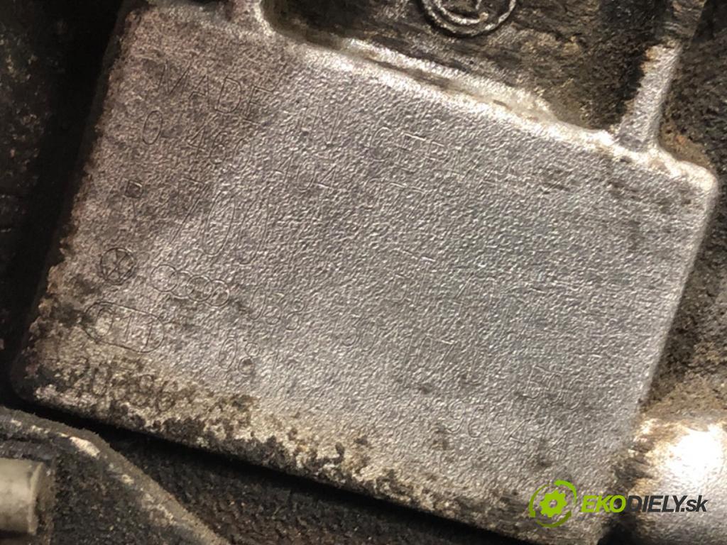 SEAT LEON I liftback 2000 66 kW 1.9 TDI 1896 pumpa vstřikovací 03813010D (Vstřikovací čerpadlo)