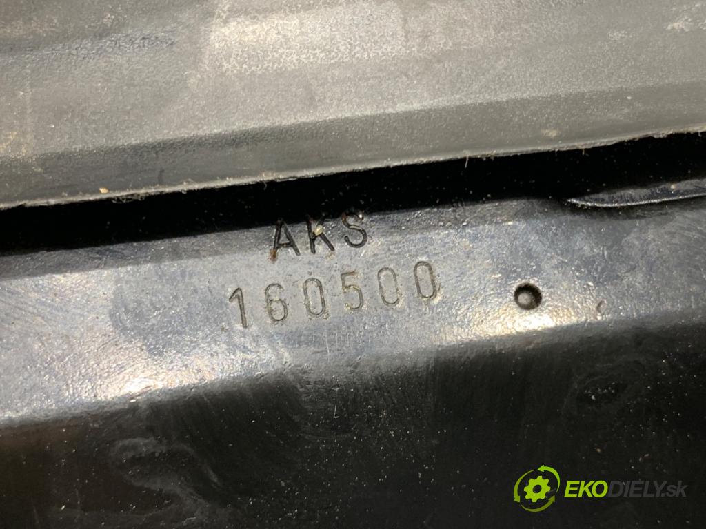 AUDI A3 8L liftback 2000 132 kW 1.8 T 1781 zámok dveří zadní část
