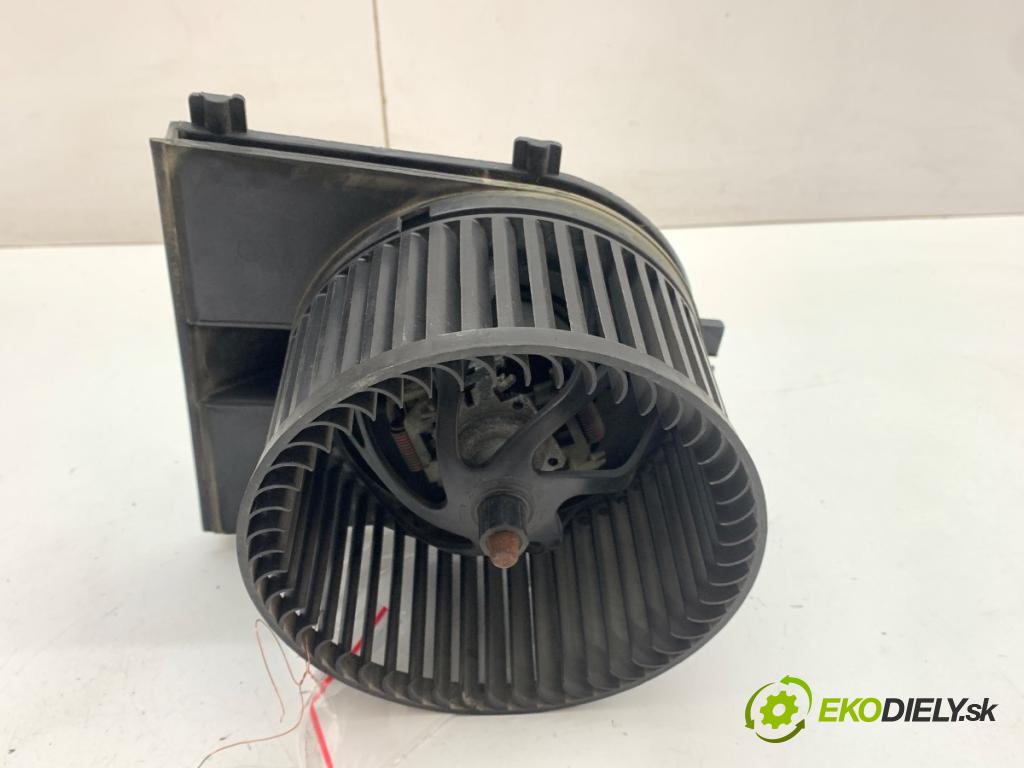 AUDI A3 8L liftback 2000 132 kW 1.8 T 1781 ventilátor kúrenia 1J1819021A