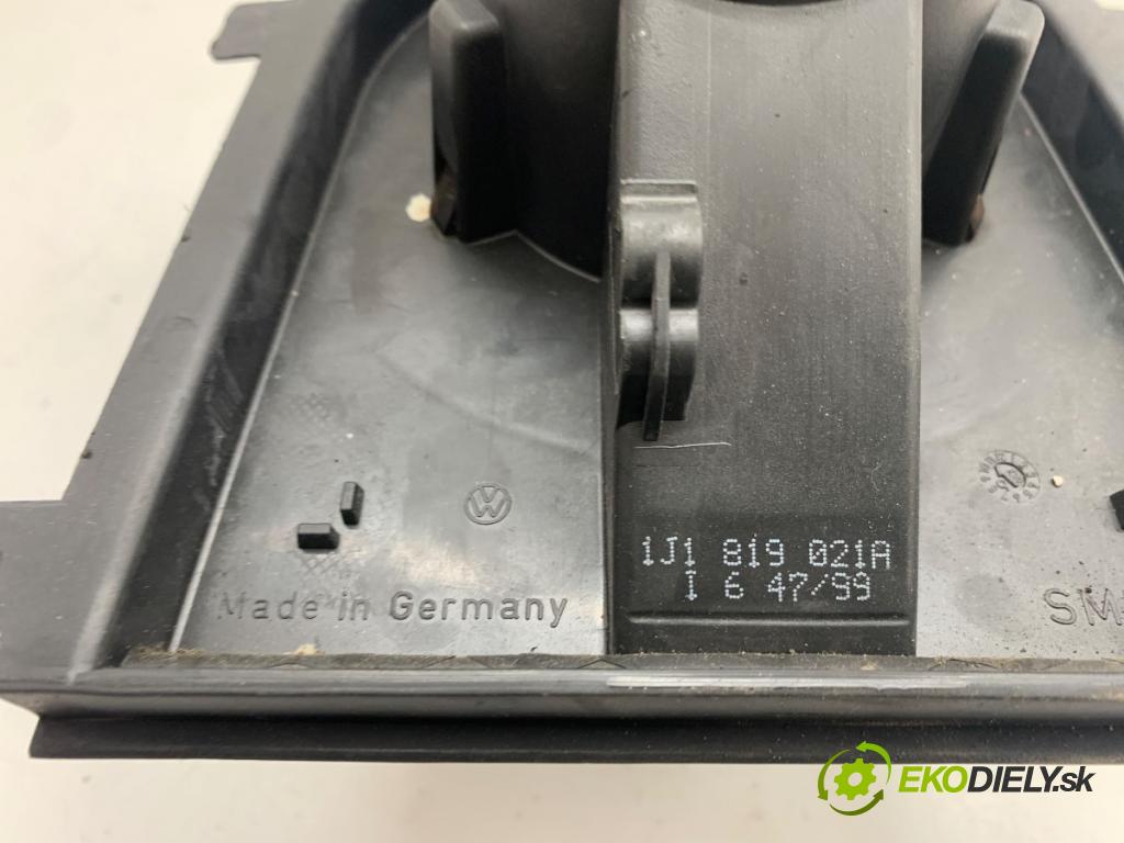 AUDI A3 8L liftback 2000 132 kW 1.8 T 1781 ventilátor kúrenia 1J1819021A