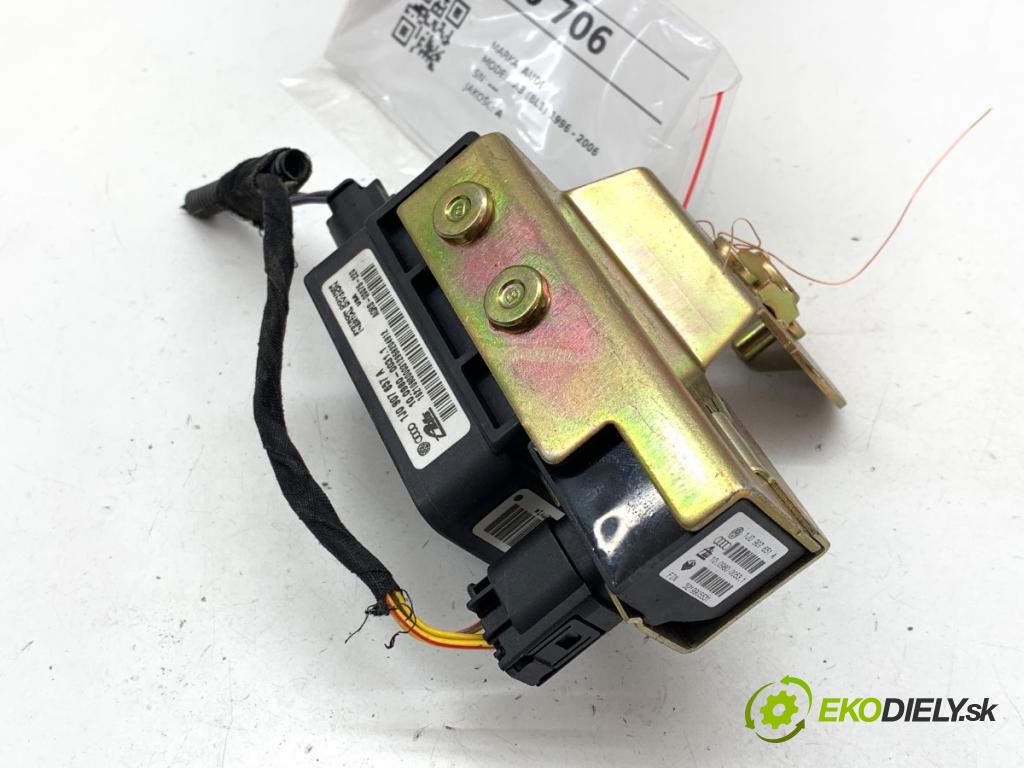 AUDI A3 8L liftback 2000 132 kW 1.8 T 1781 Snímač ESP 1J1907637A