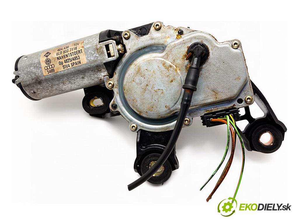 AUDI A3 8L liftback 2000 132 kW 1.8 T 1781 motor stěračů zadní část 8L0955711B