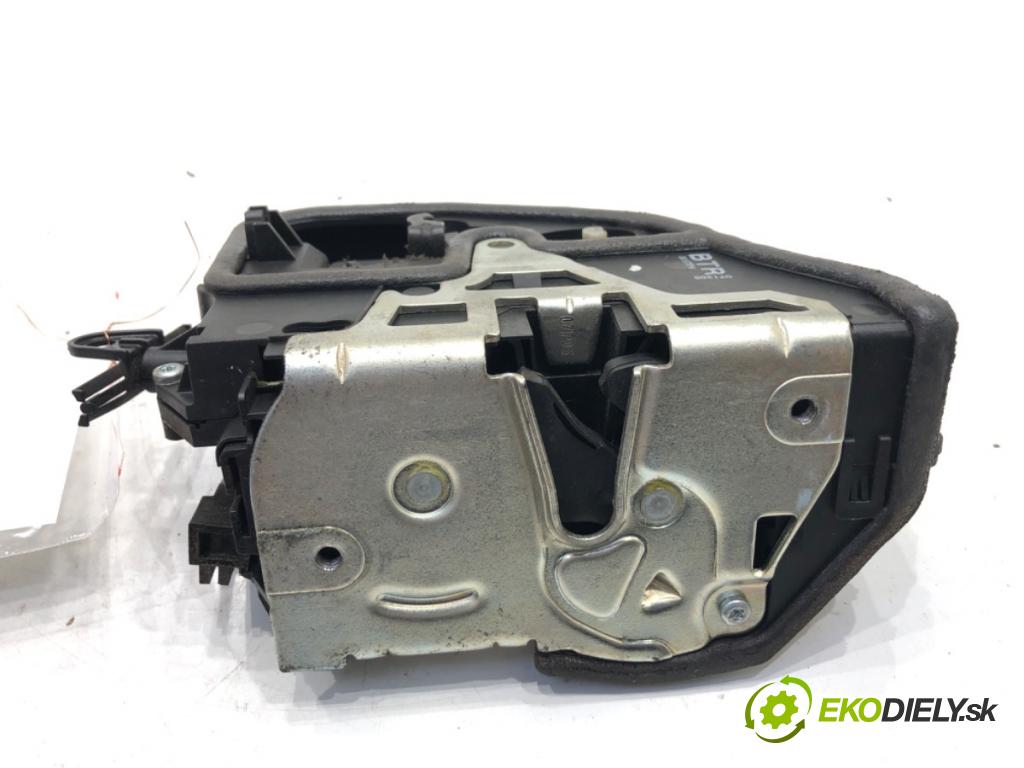 BMW E90 sedan 2006 120 kW 320 d 1995 zámok dveře pravý přední část 7059974