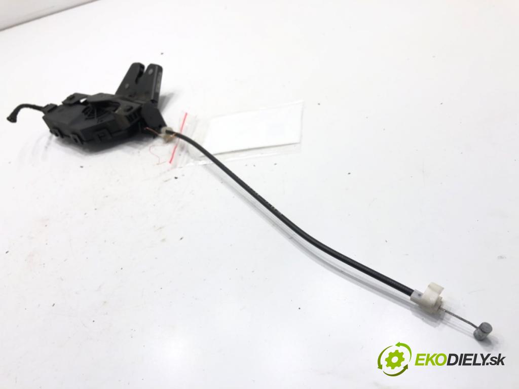 BMW E90 sedan 2006 120 kW 320 d 1995 zámok dveří zadní část 8196401