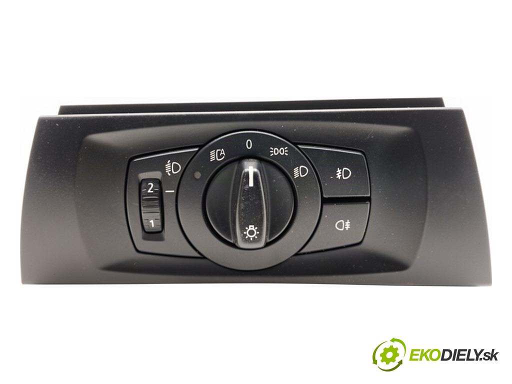BMW E90 sedan 2006 120 kW 320 d 1995 Spínač svetiel 6932792