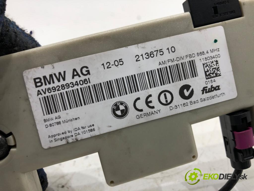 BMW E90 sedan 2006 120 kW 320 d 1995 zesilovač antény 21367510