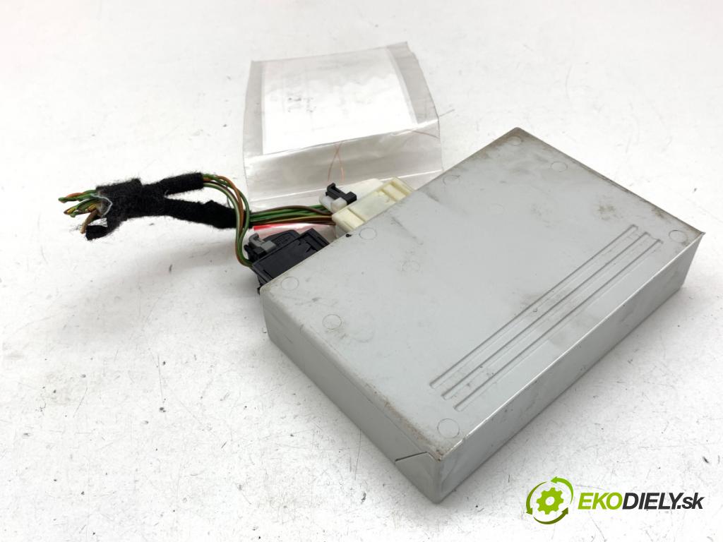 BMW E90 sedan 2006 120 kW 320 d 1995 modul PDC 6982390 (Řídící jednotka ostatní)