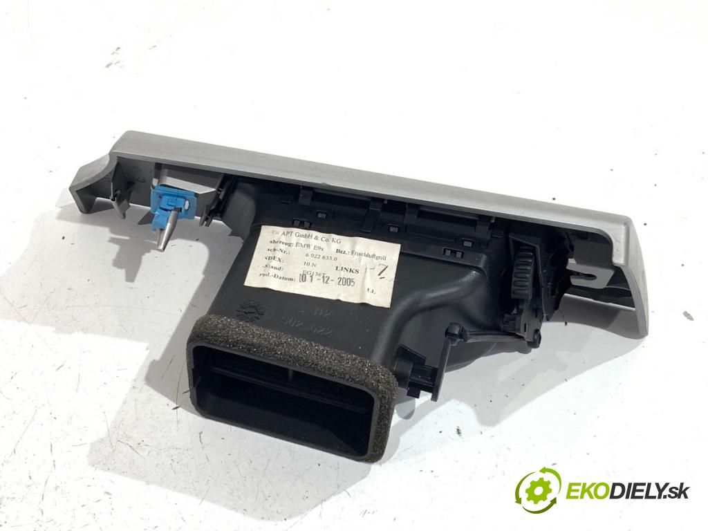 BMW E90 sedan 2006 120 kW 320 d 1995 lišty kryt 6924082 (Lišta)