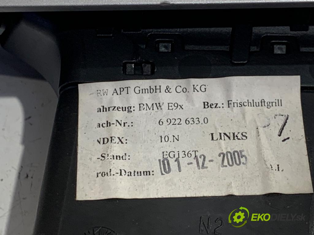 BMW E90 sedan 2006 120 kW 320 d 1995 lišty kryt 6924082 (Lišta)