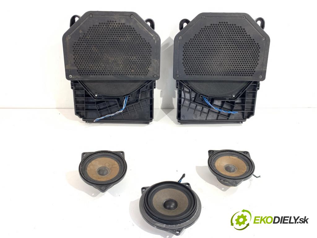 BMW E90 sedan 2006 120 kW 320 d 1995 reproduktory 6923174