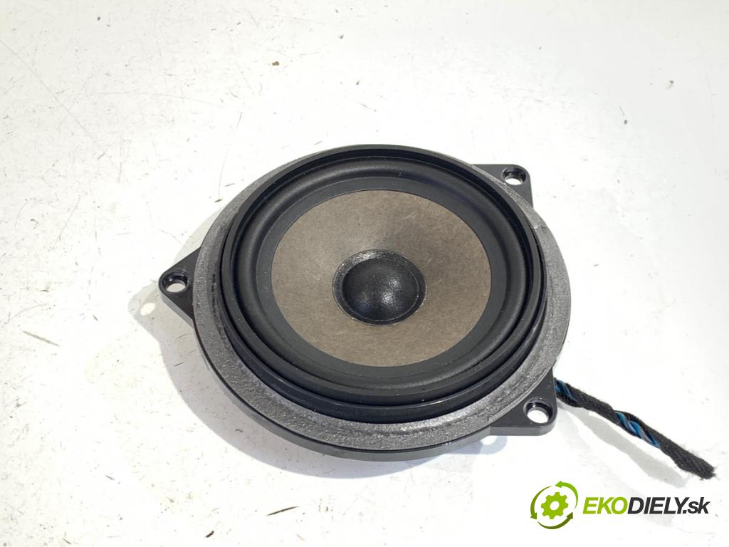 BMW E90 sedan 2006 120 kW 320 d 1995 reproduktory 6923174