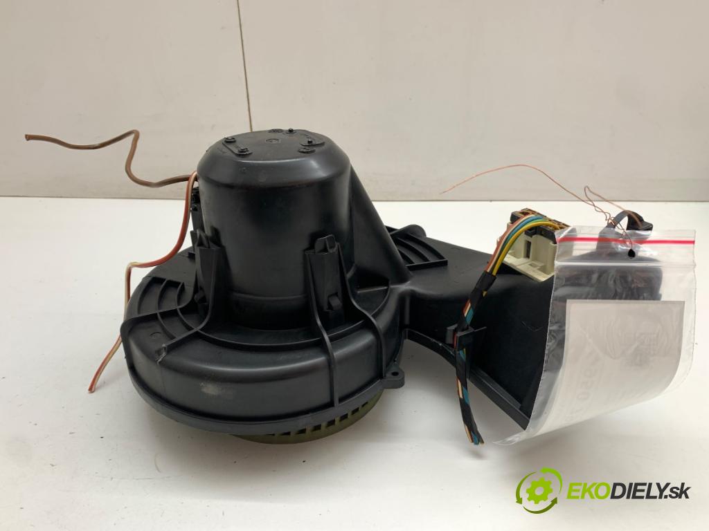 OPEL MERIVA A nadwozie wielkoprzestrzenne (MPV) 2009 77 kW 1.6 (E75) 1598 ventilátor kúrenia