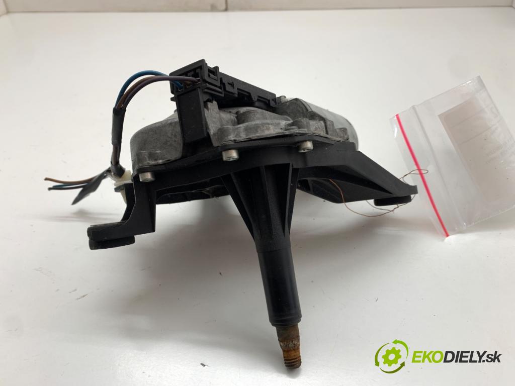 OPEL MERIVA A nadwozie wielkoprzestrzenne (MPV) 2009 77 kW 1.6 (E75) 1598 Motor stieračov zad 09132802