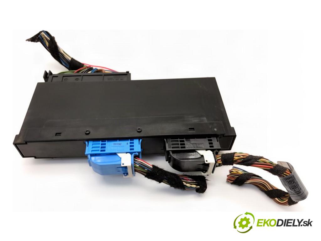 BMW E90 sedan 2006 120 kW 320 d 1995 Modul komfortu 6983302 (Modul komfortu)
