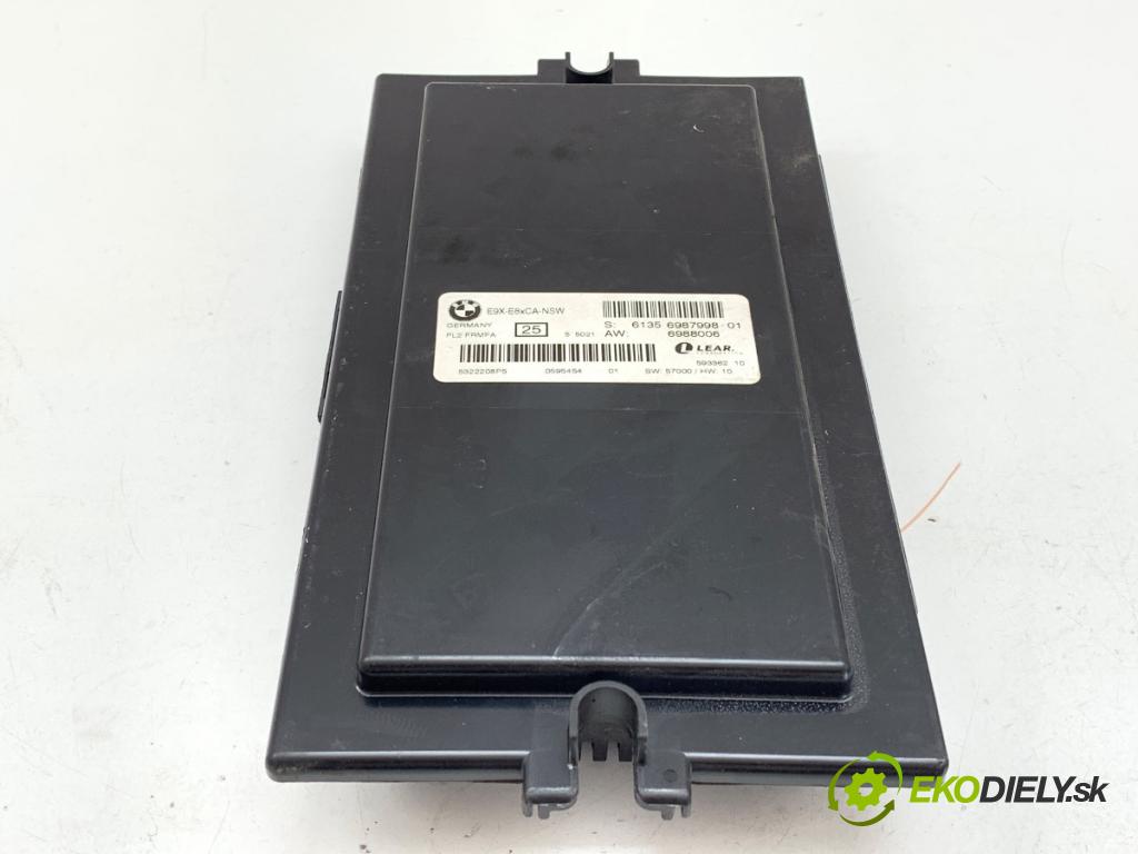 BMW E90 sedan 2006 120 kW 320 d 1995 modul světel 6987998 (Řídící jednotka ostatní)