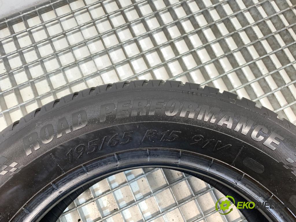 --- ---      PNEUMATIKA: 4X 195/65 R15 KORMORAN
