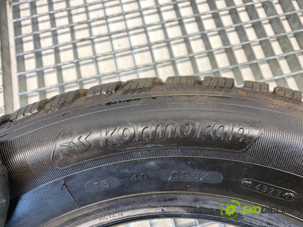 --- ---      PNEUMATIKA: zima 2X 215/60 R16 KORMORAN