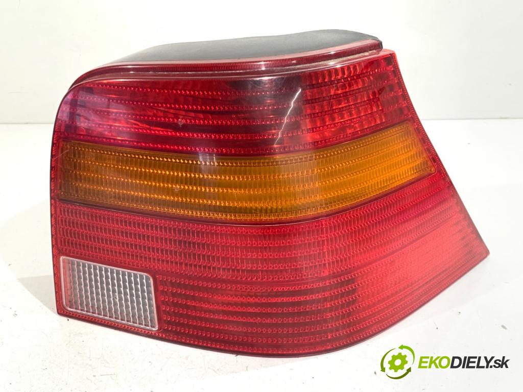 VW GOLF IV liftback 1999 66 kW 1.9 TDI 1896 Svetlo pravy zad 