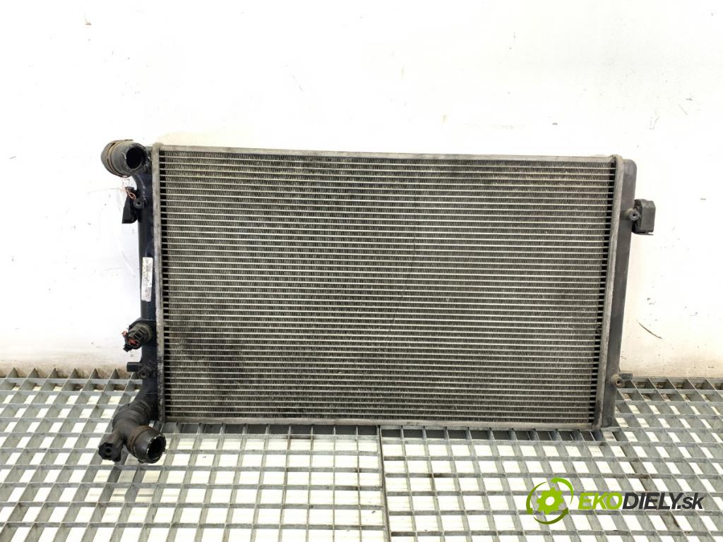 VW GOLF IV liftback 1999 66 kW 1.9 TDI 1896 chladič vody  (Vodní chladič)