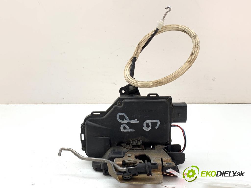 AUDI A6 C5 sedan 1998 110 kW 1.8 T 1781 zámok Dvere pravy predný 4B1837016B