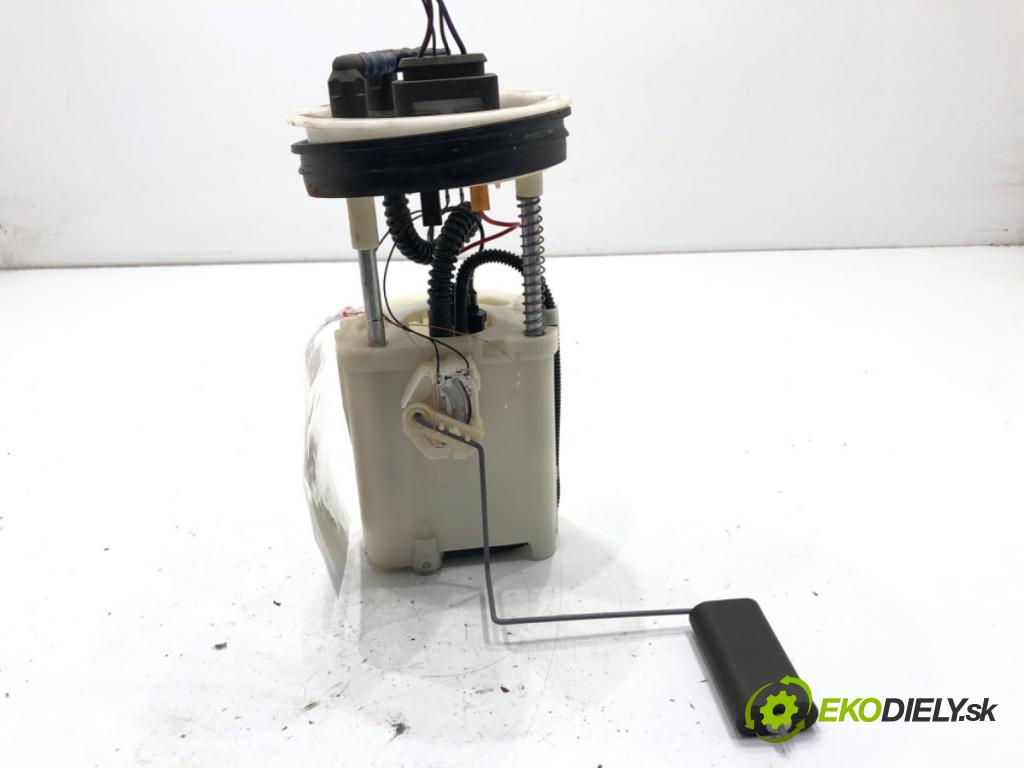 AUDI A3 8L liftback 2000 132 kW 1.8 T 1781 pumpa paliva 